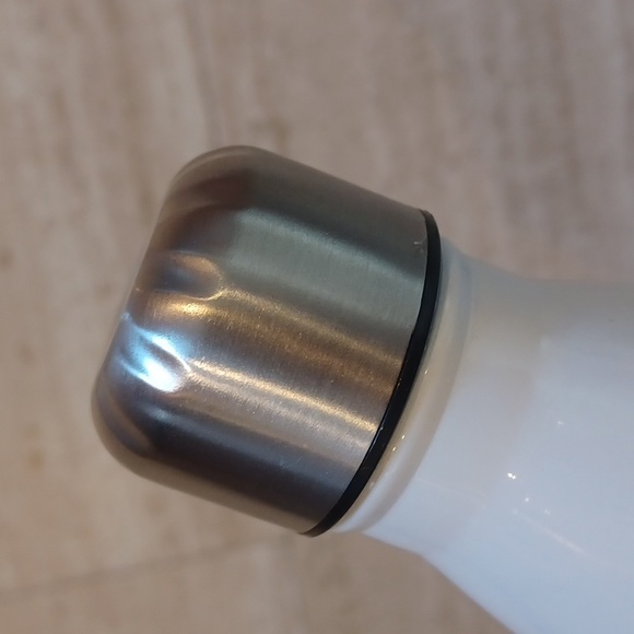 FRIENDS "Central Perk" Travel Water Bottle - Picture 5 of 7